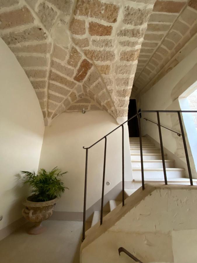 Palazzo De Carlo E Il Parco Dei 7 Pozzi Bed & Breakfast เลชเช ภายนอก รูปภาพ